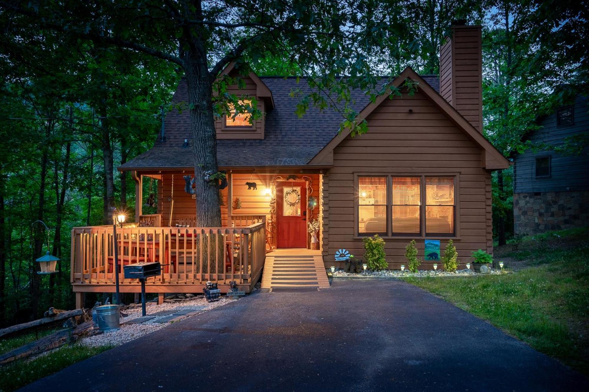 Cozy, Ada Accessible, Family Cabin With Hot Tub Sevierville Kültér fotó